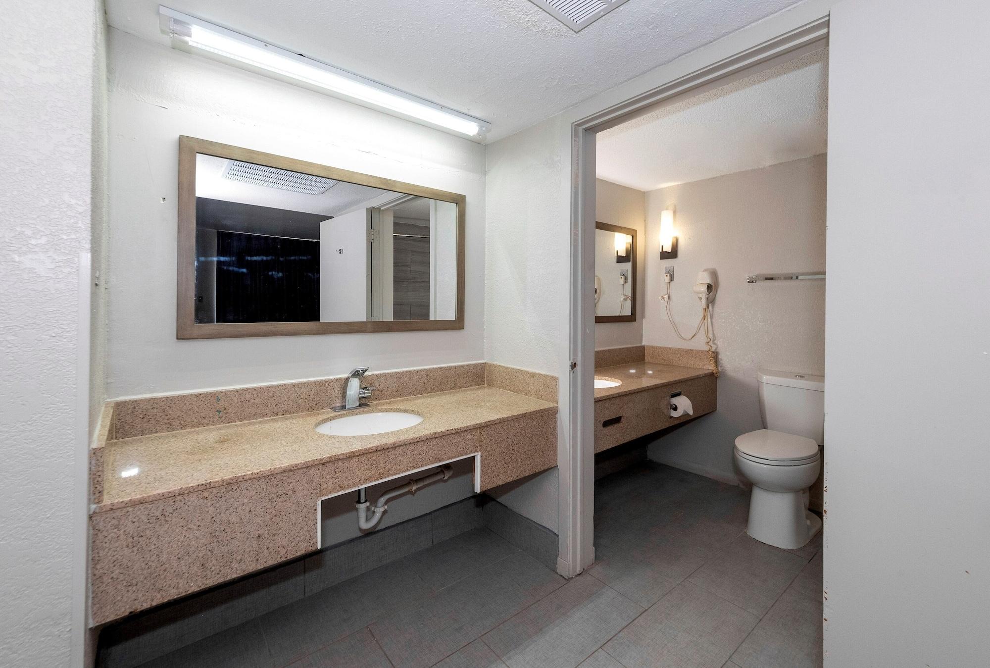 Red Roof Inn Petersburg - Fort Lee Εξωτερικό φωτογραφία