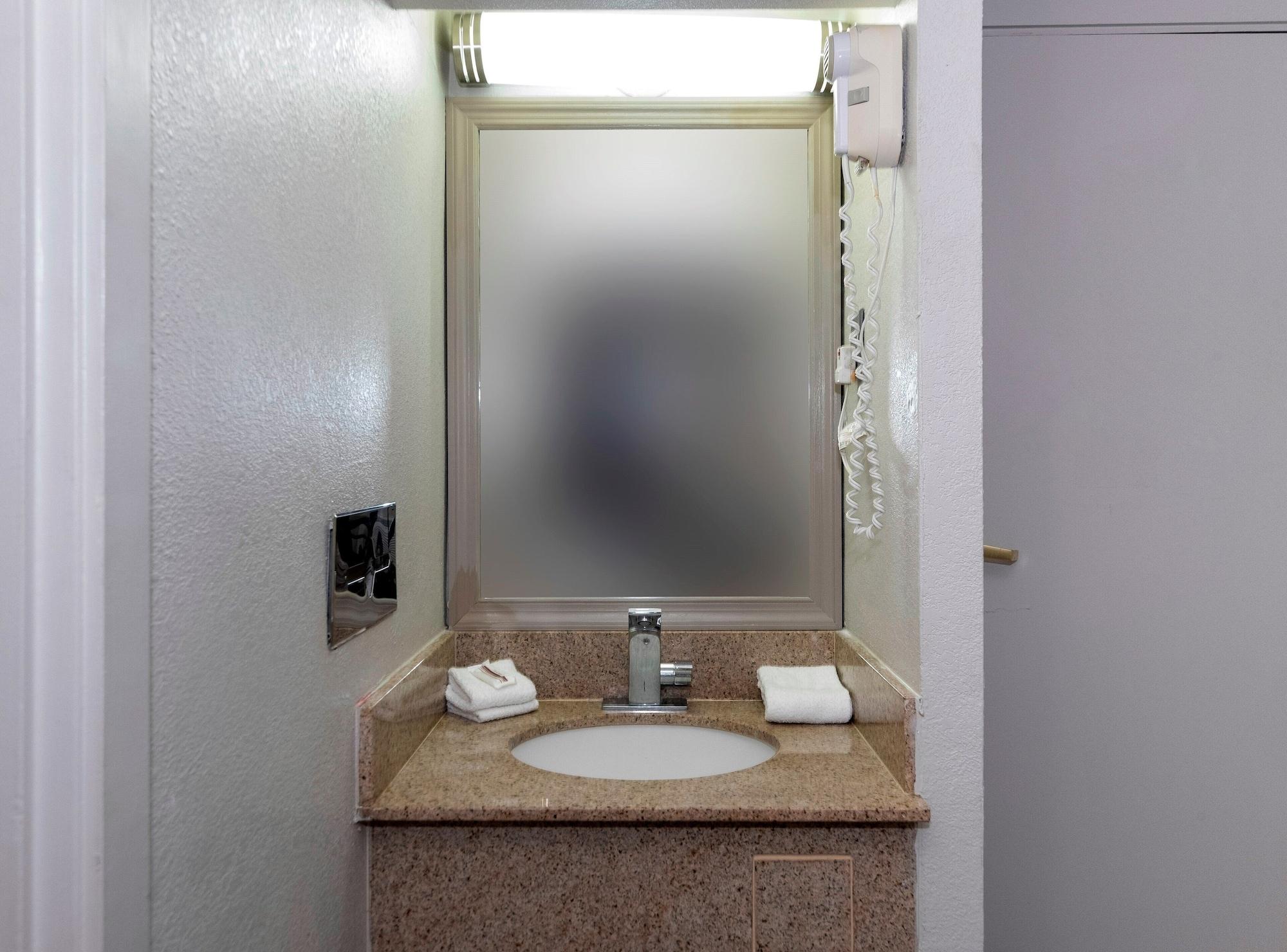 Red Roof Inn Petersburg - Fort Lee Εξωτερικό φωτογραφία